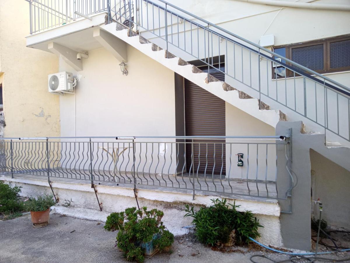 Tom House 1 Apartment Filiatra Bagian luar foto