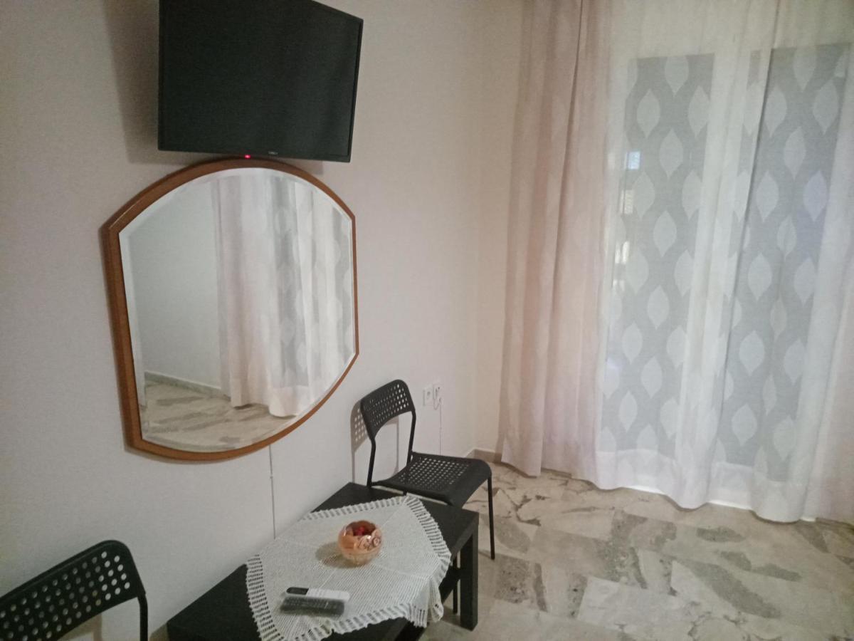 Tom House 1 Apartment Filiatra Bagian luar foto