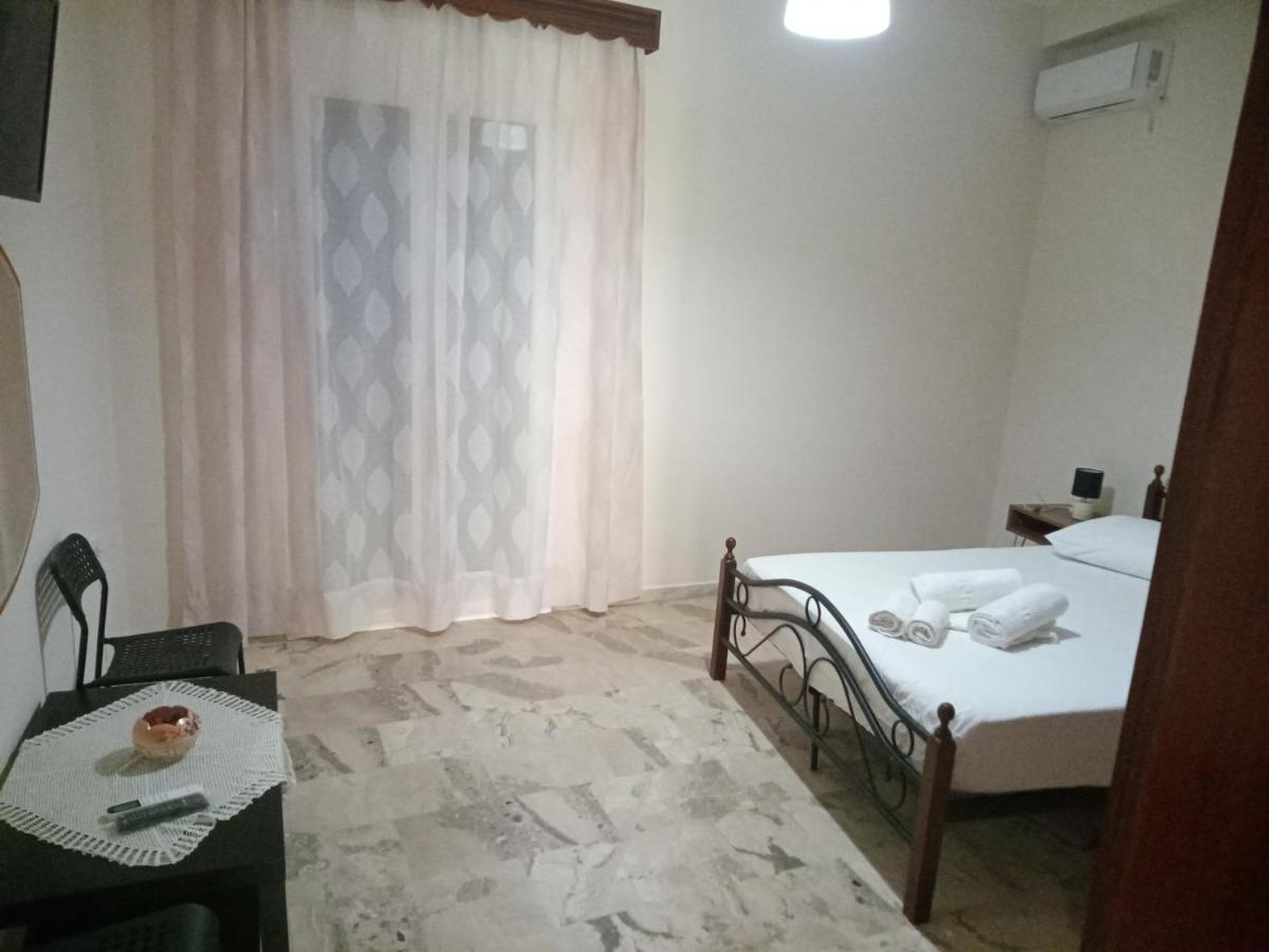 Tom House 1 Apartment Filiatra Bagian luar foto